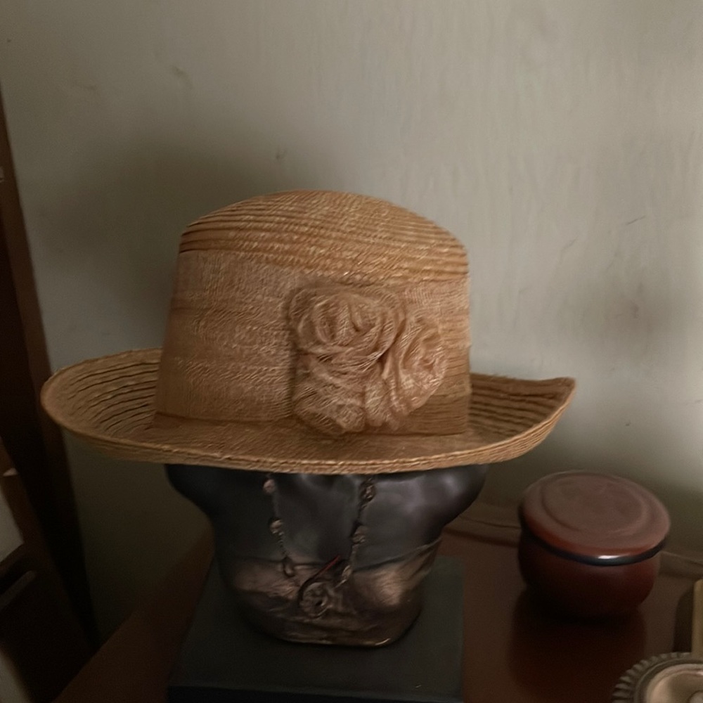 Straw hat